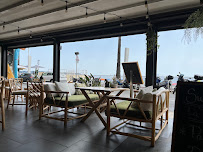 Atmosphère du Restaurant THE OUTSIDER à Antibes - n°11