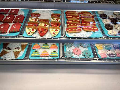 Pet Supply Store «Pet Food Express», reviews and photos, 9153 W Olympic Blvd, Beverly Hills, CA 90212, USA