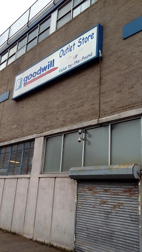 Thrift Store «Goodwill», reviews and photos