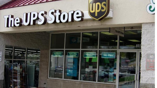 The UPS Store, 651 Lombard Rd, Red Lion, PA 17356, USA, 