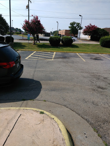 Auto Repair Shop «Meineke Car Care Center», reviews and photos, 415 Oriana Rd, Newport News, VA 23608, USA