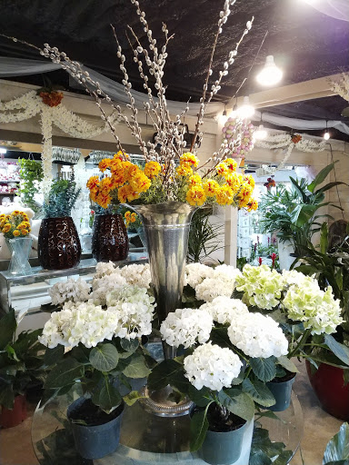 Florist «Tanglewood Flowers & Garden», reviews and photos, 5518 Dolores St, Houston, TX 77056, USA