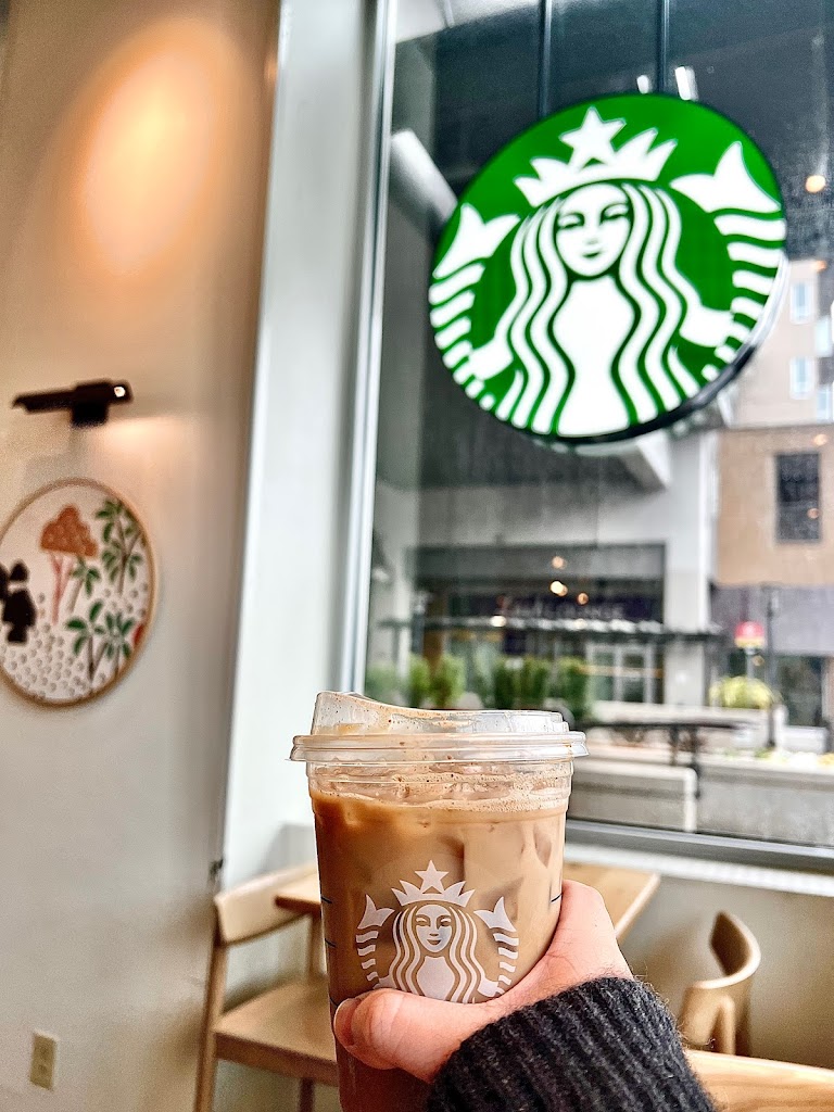 Starbucks 98004