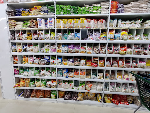 Shopping Mall «Orange Promenade Shopping Ctr», reviews and photos, 80 Boston Post Rd, Orange, CT 06477, USA