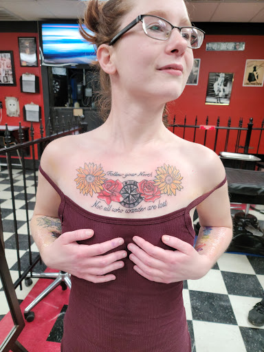 Tattoo Shop «Artistry In Motion», reviews and photos, 230 E Walnut St, North Vernon, IN 47265, USA