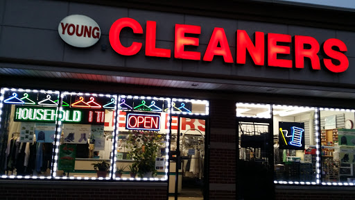 Lion Cleaners in Dolton, Illinois