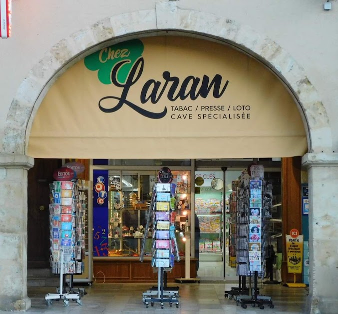 CHEZ LARAN TABAC PRESSE LOTO CAVE SPECIALISÉE à Mirande (Gers 32)