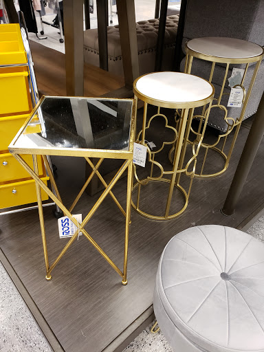 Clothing Store «Ross Dress for Less», reviews and photos, 11310 W Florissant Ave, Florissant, MO 63033, USA