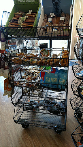 Pet Supply Store «EarthWise Pet Panama City», reviews and photos, 632 W 23rd St, Panama City, FL 32405, USA