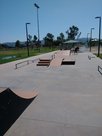 Nueve Skate Plaza