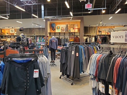 Camping Store «REI», reviews and photos, 7531 North Point Pkwy, Alpharetta, GA 30022, USA