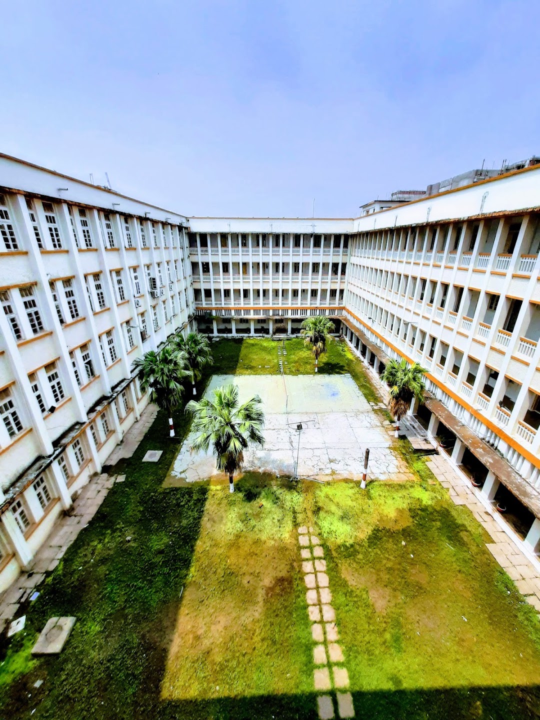 Netaji Subhash Chandra Bose Medical College