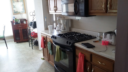 Wllburn Ruth DVM image