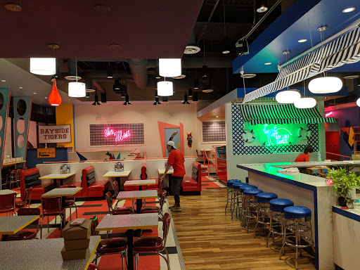 Shopping Mall «West Hollywood Gateway», reviews and photos, 7100 California Route 2, Los Angeles, CA 90046, USA