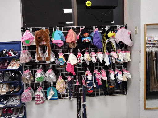 Thrift Store «Superior Thrift Store», reviews and photos, 1135 N Wilson Way, Stockton, CA 95205, USA