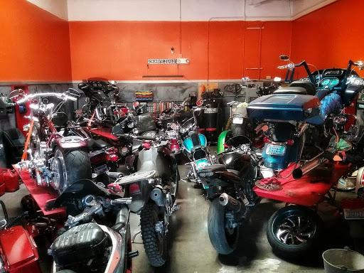 Grumpy's DIY Motorcycle Garage