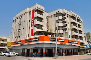 OYO 191 Al-nabares Palace Apartment Hotel image