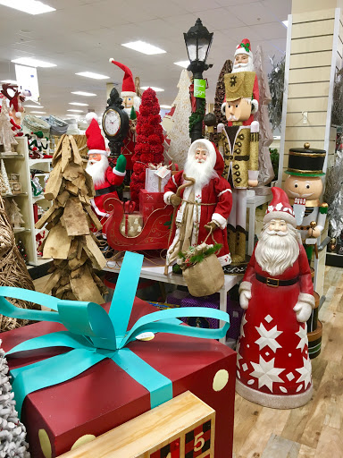 Department Store «HomeGoods», reviews and photos, 961 Lomas Santa Fe Dr, Solana Beach, CA 92075, USA