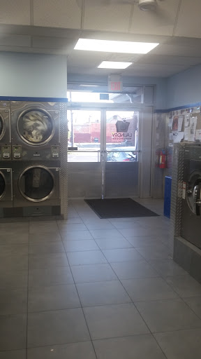 Laundromat «Laundry Warehouse Elizabeth – Elmora Ave», reviews and photos, 205-219 Elmora Ave, Elizabeth, NJ 07202, USA