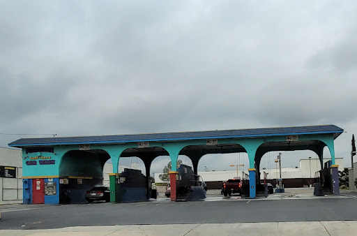 Ponderosa Self-Serve Car Wash en Fontana