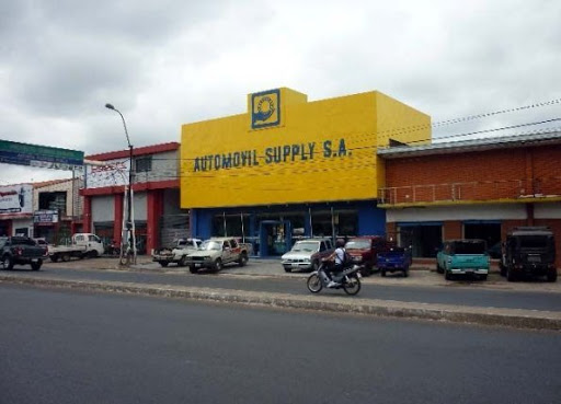 Tiendas para comprar recambios coches Asunción
