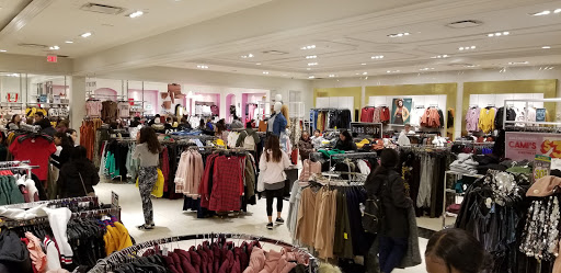 Clothing Store «Forever 21», reviews and photos, 1 Garden State Plaza Blvd, Paramus, NJ 07652, USA