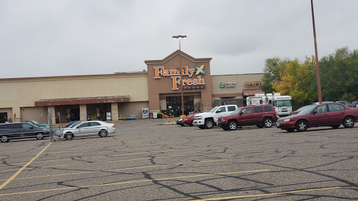 Grocery Store «Family Fresh Market», reviews and photos, 2351 Coulee Rd, Hudson, WI 54016, USA