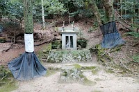 奥之院 篠山神社