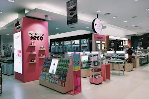 Matahari Department Store SKA Pekanbaru image