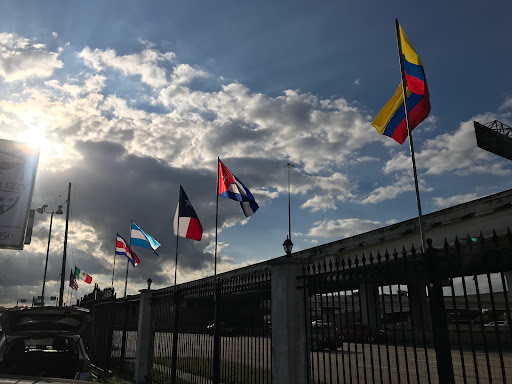 Used Car Dealer «Auto House LLC», reviews and photos, 3905 SE 82nd Ave, Portland, OR 97266, USA