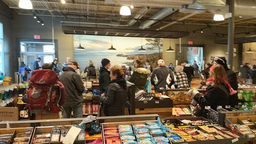 Camping Store «REI», reviews and photos, 750 American Blvd W, Bloomington, MN 55420, USA