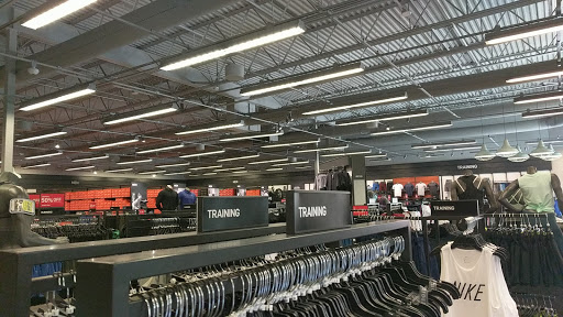 Sporting Goods Store «Nike Factory Store», reviews and photos, 6800 N 95th Ave #590, Glendale, AZ 85301, USA