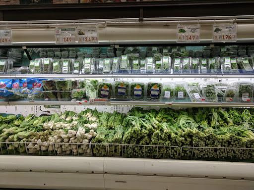 Korean Grocery Store «Lotte Plaza Market - Gaithersburg», reviews and photos, 221 Muddy Branch Rd, Gaithersburg, MD 20878, USA