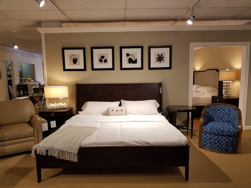 Furniture Store «Cabot House», reviews and photos, 66 Burlington Mall Road, Burlington, MA 01803, USA