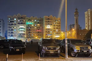 Salmiya Complex (Titanic Building) image