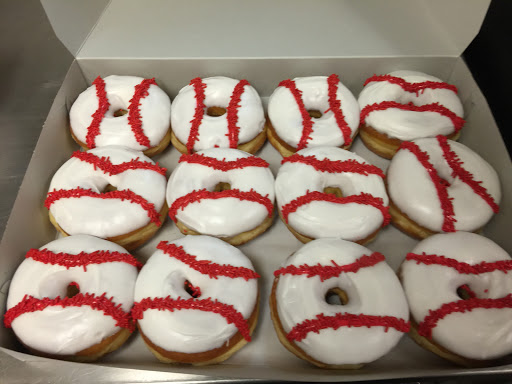 Donut Shop «Dulcet Gourmet Donut», reviews and photos, 23717 Vanowen St, Canoga Park, CA 91307, USA