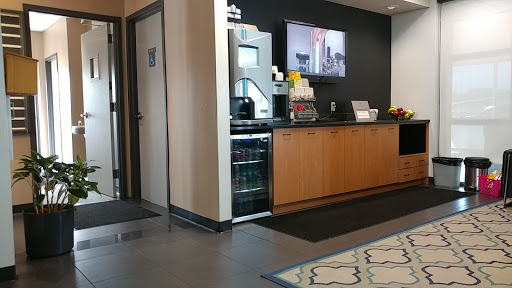 Infiniti Dealer «Plaza Infiniti», reviews and photos, 755 N New Ballas Rd, Creve Coeur, MO 63141, USA