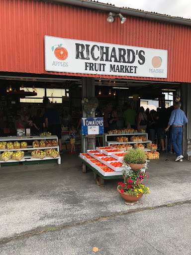 Produce Market «Richards Fruit Market», reviews and photos, 6410 Middle Rd, Middletown, VA 22645, USA