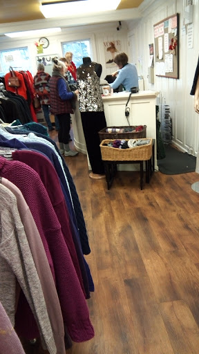 Bargain Box Lvis Thrift Shop, 95 Main St, East Hampton, NY 11937, USA, 