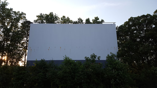 Drive-in Movie Theater «Starlight Drive-In Theatre and Flea Market», reviews and photos, 2000 Moreland Ave SE, Atlanta, GA 30316, USA