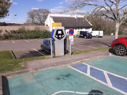 Borne de recharge de véhicules électriques Morbihan énergies Charging Station Caudan