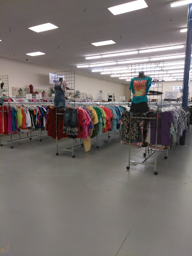Thrift Store «Volunteers of America Thrift Store», reviews and photos, 1135 N Belsay Rd, Burton, MI 48509, USA