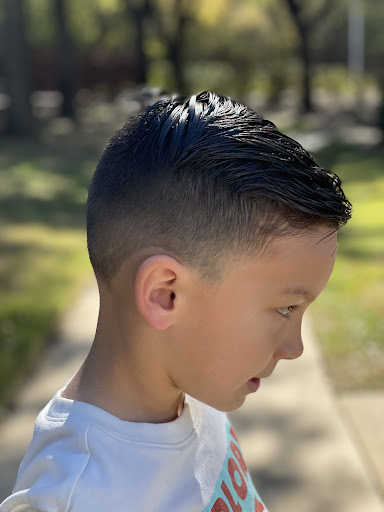 Barber Shop «Razors Edge Barbershop», reviews and photos, 1007 W Harwood Rd, Euless, TX 76039, USA