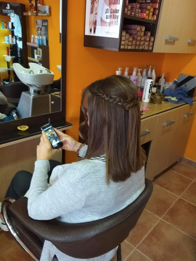 Peluquería DYAMS en Bergondo, A Coruña