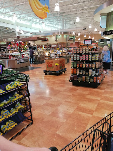 Shopping Mall «Cary Village Square Shopping Center», reviews and photos, 657 Cary Towne Blvd, Cary, NC 27511, USA