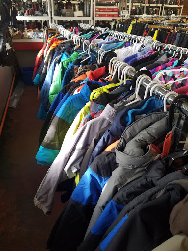 Sporting Goods Store «Gearonimo Sports», reviews and photos, 1401 S 8th St, Colorado Springs, CO 80905, USA