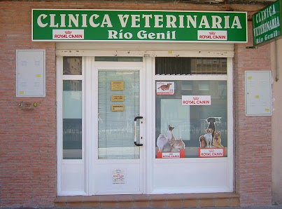 Clínica Veterinaria Río Genil C. Ribera del Violón, 5, Ronda, 18006 Granada, España