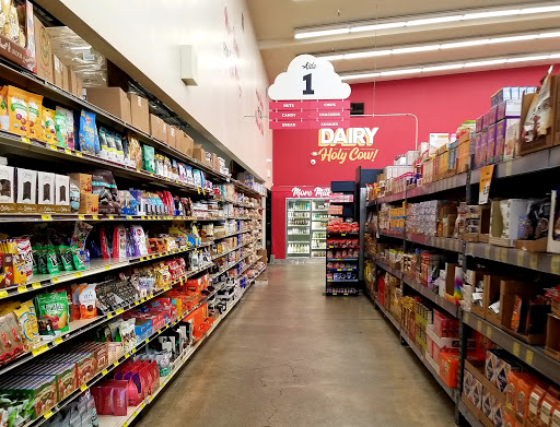 Grocery Store «Grocery Outlet Bargain Market», reviews and photos, 2079 23rd St, San Pablo, CA 94806, USA