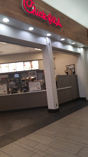 Fast Food Restaurant «Chick-fil-A», reviews and photos, 3500 McCann Rd, Longview, TX 75605, USA