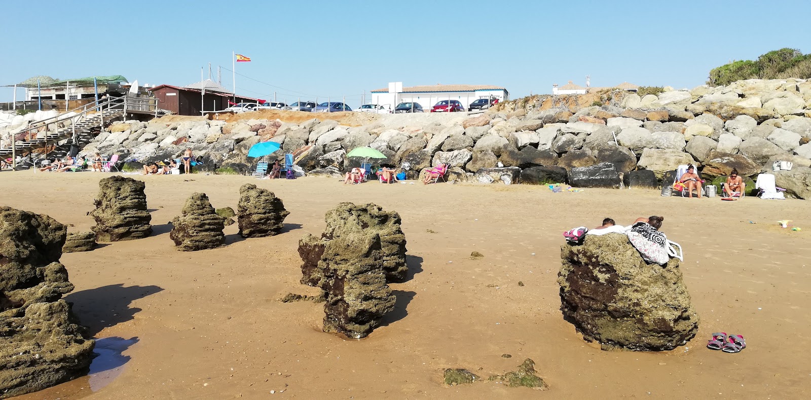 Foto de Montijo beach - lugar popular entre os apreciadores de relaxamento